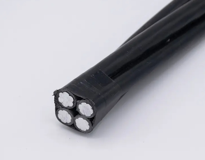 廣州電線電纜廠講解怎么避免冬季電線電纜外皮掉落的現象呢.jpg 廣州電線電纜廠講解怎么避免冬季電線電纜外皮掉落的現象呢.jpg